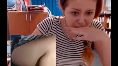 Orgasm intense et juteux de rousse sur cam