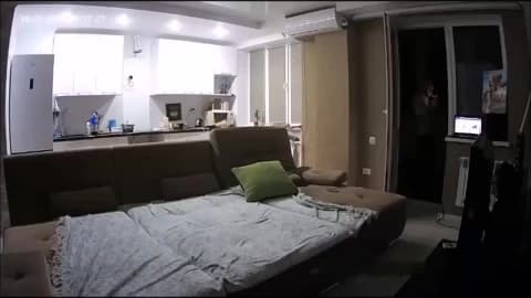 Darcie est prête pour un bukkake avec potes