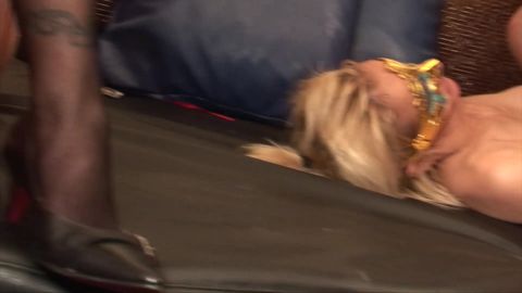 Partouze avec des matures pour redtube