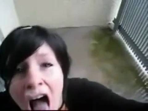 Elle kiffe le sperme