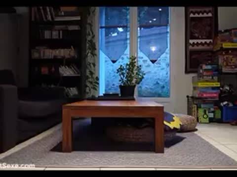 Mature française s&rsquo;exhibe