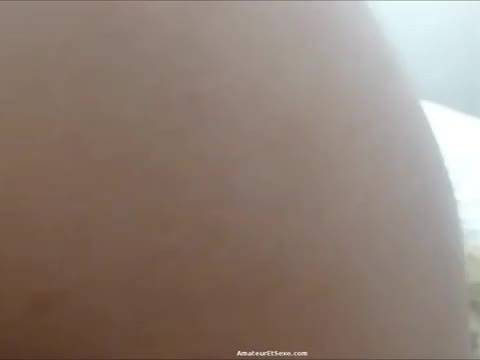 Sodomie d&rsquo;une pute roumaine mature aux gros tétons