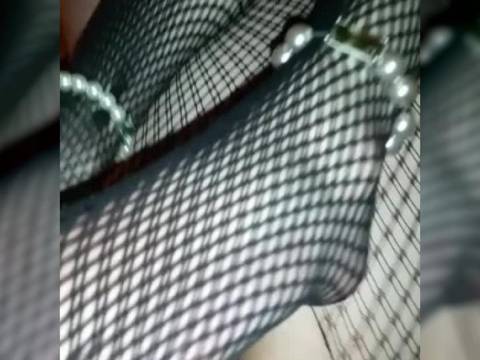 Elle aime autant le sperme de son mari que celui du voisin