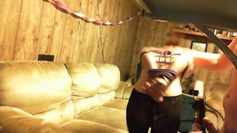 Son épouse, femme soumise à souiller