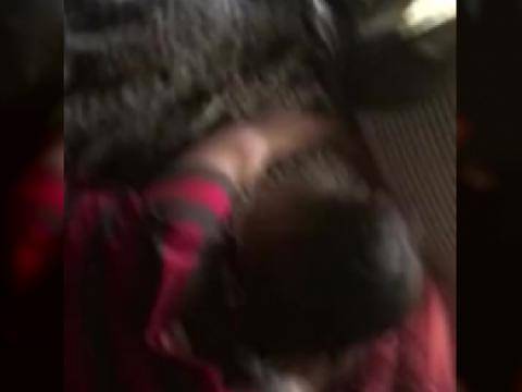 Un black TBM démonte son gros cul pulpeux