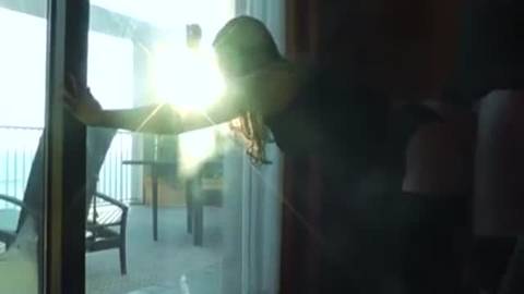 Violent dressage anale d&rsquo;une secrétaire BCBG