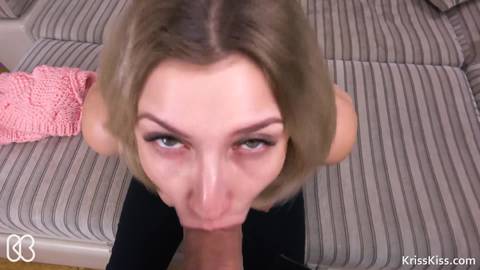 Cumshot après avoir bouffé sa bonne meuf