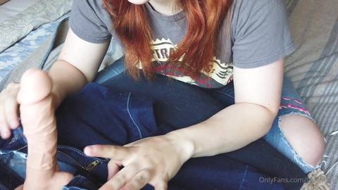 Ladynoire séduit la caméra porno live